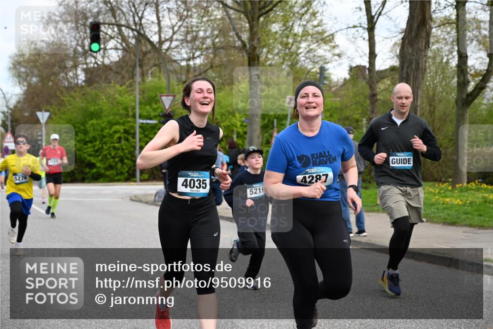 12.04.2026 - 45. Internationalen Wilhelmsburger Insellauf J. Mangold http://msf.ph/oto/9509916 12.04.2026 12:58:58 Ziel 5174, 5846, 3286, 3623, 4822, 2015, 3926, 3728, 4023, 2009, 4875, 5276, 3017, 5111, 5124, 5644, 5718, 2082, 4741, 5191, 4287, 5219, 2068, 3246, 4035, 3246, 4035, 5244, 4128, 4565, 5079, 4395, 4187, 5067, 5067, 2069, 4761, 5179, 3192, 5635, 4917, 4171, 4170, 5011, 4781, 4872, 4581, 5338 meine-sportfotos.de