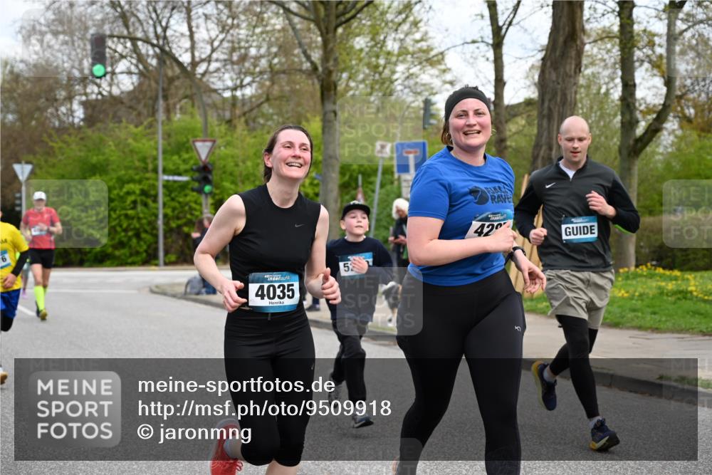 12.04.2026 - 45. Internationalen Wilhelmsburger Insellauf J. Mangold http://msf.ph/oto/9509918 12.04.2026 12:58:58 Ziel 5174, 5846, 3286, 3623, 4822, 2015, 3926, 3728, 4023, 2009, 4875, 5276, 3017, 5111, 5124, 5644, 5718, 2082, 4741, 5191, 4287, 5219, 2068, 3246, 4035, 3246, 4035, 5244, 4128, 4565, 5079, 4395, 4187, 5067, 5067, 2069, 4761, 5179, 3192, 5635, 4917, 4171, 4170, 5011, 4781, 4872, 4581, 5338 meine-sportfotos.de