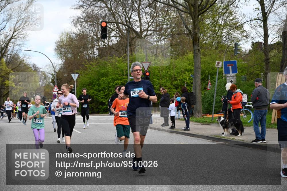 12.04.2026 - 45. Internationalen Wilhelmsburger Insellauf J. Mangold http://msf.ph/oto/9510026 12.04.2026 12:59:17 Ziel 3017, 5111, 5124, 5644, 5718, 2082, 4741, 5191, 4287, 5219, 2068, 3246, 4035, 5244, 4128, 4565, 5079, 4395, 4187, 5067, 2069, 4761, 5179, 3192, 5635, 4917, 4171, 4170, 5011, 4781, 4872, 4581, 5338, 5339, 2006, 4096, 5081, 4623, 4623, 4620, 3999, 5183, 5863, 5550, 5074, 5467, 3972 meine-sportfotos.de