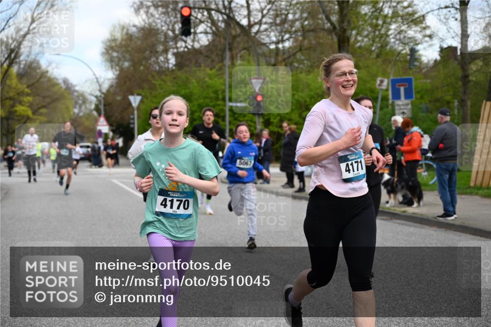 12.04.2026 - 45. Internationalen Wilhelmsburger Insellauf J. Mangold http://msf.ph/oto/9510045 12.04.2026 12:59:19 Ziel 5718, 2082, 4741, 5191, 4287, 5219, 2068, 3246, 4035, 5244, 4128, 4565, 5079, 4395, 4187, 5067, 2069, 4761, 5179, 3192, 5635, 4917, 4171, 4170, 5011, 4781, 4872, 4581, 5338, 5339, 2006, 4096, 5081, 4623, 4620, 3999, 5183, 5863, 5550, 5074, 5467, 3972, 2984 meine-sportfotos.de