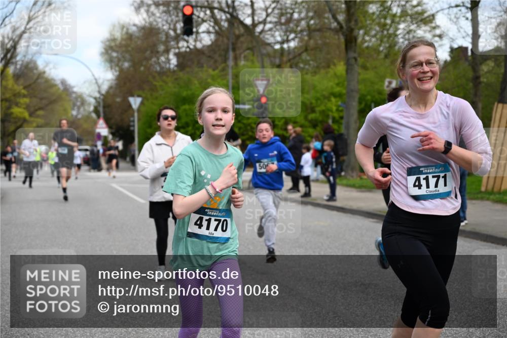 12.04.2026 - 45. Internationalen Wilhelmsburger Insellauf J. Mangold http://msf.ph/oto/9510048 12.04.2026 12:59:19 Ziel 5718, 2082, 4741, 5191, 4287, 5219, 2068, 3246, 4035, 5244, 4128, 4565, 5079, 4395, 4187, 5067, 2069, 4761, 5179, 3192, 5635, 4917, 4171, 4170, 5011, 4781, 4872, 4581, 5338, 5339, 2006, 4096, 5081, 4623, 4620, 3999, 5183, 5863, 5550, 5074, 5467, 3972, 2984 meine-sportfotos.de