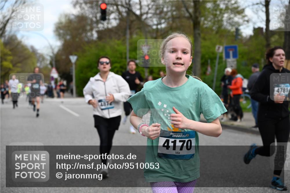 12.04.2026 - 45. Internationalen Wilhelmsburger Insellauf J. Mangold http://msf.ph/oto/9510053 12.04.2026 12:59:20 Ziel 5718, 2082, 4741, 5191, 4287, 5219, 2068, 3246, 4035, 5244, 4128, 4565, 5079, 4395, 4187, 5067, 2069, 4761, 5179, 3192, 5635, 4917, 4171, 4170, 5011, 4781, 4781, 4872, 4581, 5338, 5339, 2006, 4096, 5081, 4623, 4620, 3999, 5183, 5863, 5550, 5074, 5467, 3972, 2984, 2063 meine-sportfotos.de