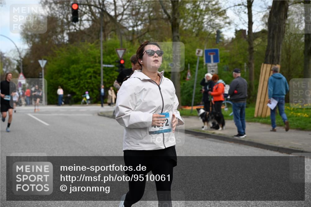 12.04.2026 - 45. Internationalen Wilhelmsburger Insellauf J. Mangold http://msf.ph/oto/9510061 12.04.2026 12:59:21 Ziel 4287, 5219, 2068, 3246, 4035, 5244, 4128, 4565, 5079, 4395, 4187, 5067, 2069, 4761, 5179, 3192, 5635, 4917, 4171, 4170, 5011, 4781, 4872, 4581, 4872, 4581, 5338, 5339, 2006, 4096, 5081, 4623, 4620, 3999, 3999, 5183, 5863, 5550, 5074, 5467, 3972, 2984, 2063, 2735 meine-sportfotos.de