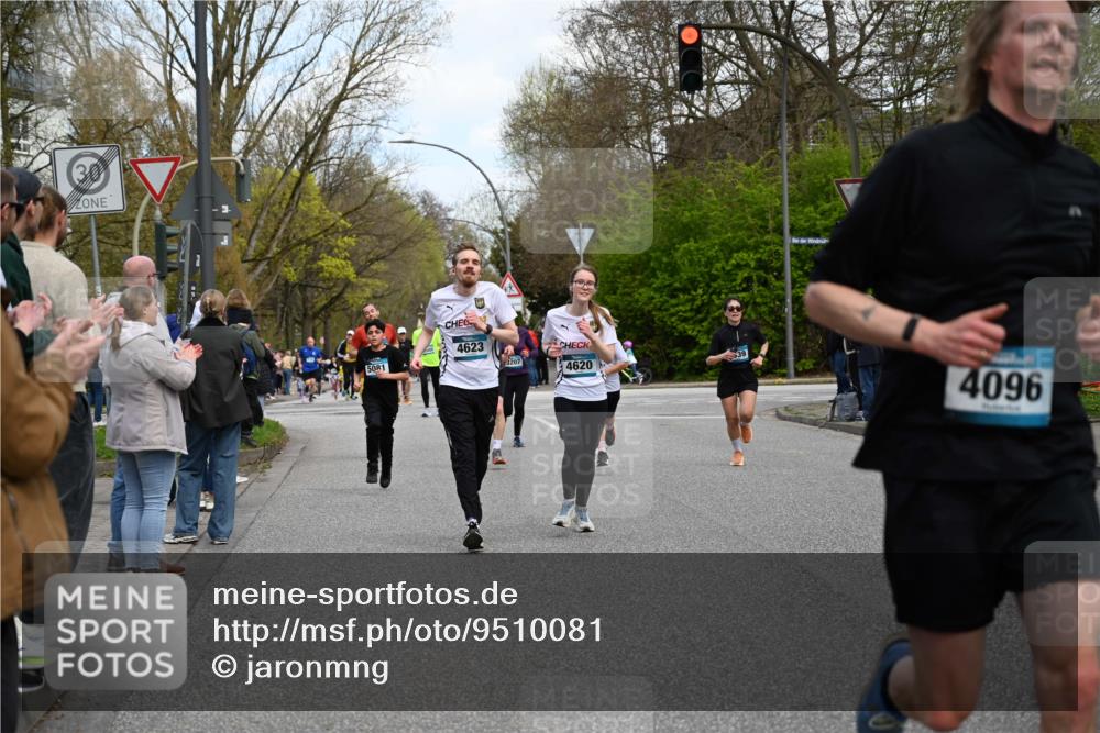 12.04.2026 - 45. Internationalen Wilhelmsburger Insellauf J. Mangold http://msf.ph/oto/9510081 12.04.2026 12:59:26 Ziel 4565, 5079, 4395, 4187, 5067, 2069, 4761, 5179, 3192, 5635, 4917, 4171, 4170, 5011, 4781, 4872, 4581, 5338, 5339, 2006, 4096, 5081, 2006, 4096, 5081, 4623, 4620, 3999, 5183, 5863, 5550, 5074, 5074, 5467, 3972, 2984, 2063, 2735, 5657, 4782, 2117, 2683 meine-sportfotos.de