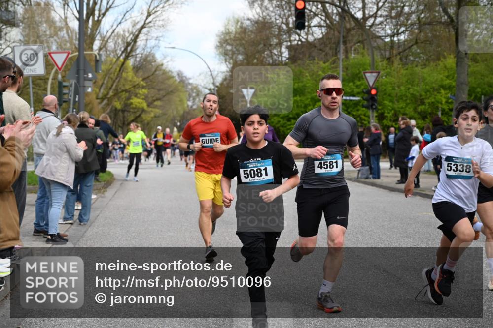 12.04.2026 - 45. Internationalen Wilhelmsburger Insellauf J. Mangold http://msf.ph/oto/9510096 12.04.2026 12:59:29 Ziel 4395, 4187, 5067, 2069, 4761, 5179, 3192, 5635, 4917, 4171, 4170, 5011, 4781, 4872, 4581, 5338, 5339, 2006, 4096, 5081, 4623, 4623, 4620, 3999, 5183, 5863, 5550, 5074, 5467, 3972, 3972, 2984, 2063, 2735, 5657, 4782, 2117, 2683, 4983, 3403, 4530, 5107, 5120, 2291, 5104, 5670, 5145, 5669 meine-sportfotos.de