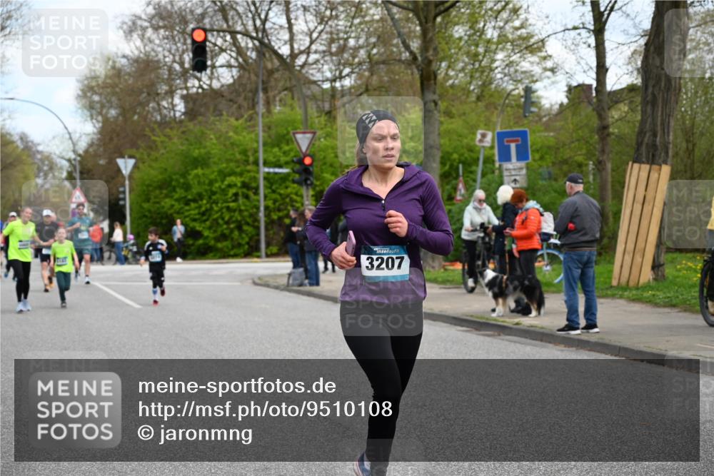 12.04.2026 - 45. Internationalen Wilhelmsburger Insellauf J. Mangold http://msf.ph/oto/9510108 12.04.2026 12:59:32 Ziel 4187, 5067, 2069, 4761, 5179, 3192, 5635, 4917, 4171, 4170, 5011, 4781, 4872, 4581, 5338, 5339, 2006, 4096, 5081, 4623, 4620, 3999, 5183, 5863, 5550, 5074, 5467, 3972, 2984, 2063, 2063, 2735, 5657, 4782, 2117, 2683, 4983, 3403, 4530, 5107, 5120, 2291, 5104, 5670, 5145, 5669, 3212, 3167, 3318, 3314 meine-sportfotos.de