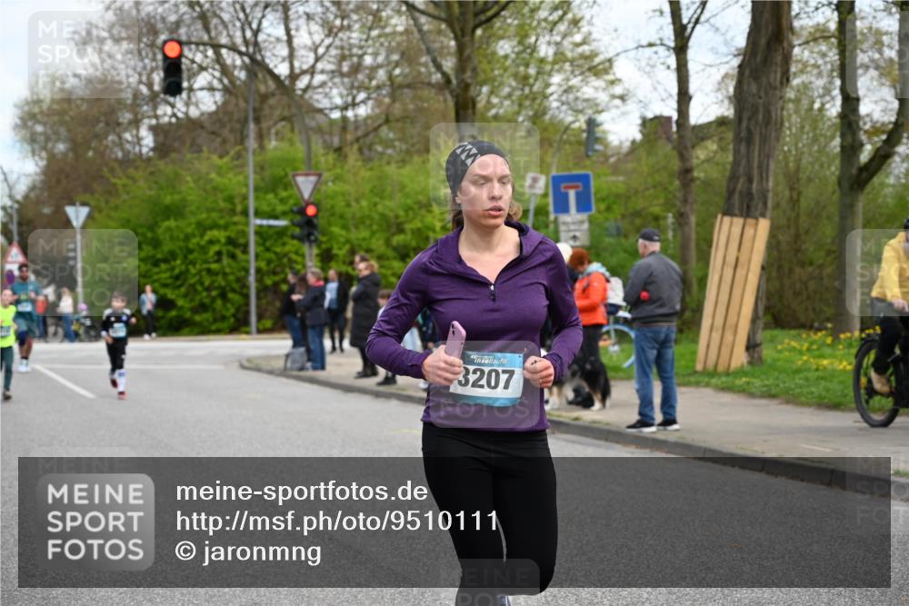 12.04.2026 - 45. Internationalen Wilhelmsburger Insellauf J. Mangold http://msf.ph/oto/9510111 12.04.2026 12:59:32 Ziel 4187, 5067, 2069, 4761, 5179, 3192, 5635, 4917, 4171, 4170, 5011, 4781, 4872, 4581, 5338, 5339, 2006, 4096, 5081, 4623, 4620, 3999, 5183, 5863, 5550, 5074, 5467, 3972, 2984, 2063, 2063, 2735, 5657, 4782, 2117, 2683, 4983, 3403, 4530, 5107, 5120, 2291, 5104, 5670, 5145, 5669, 3212, 3167, 3318, 3314 meine-sportfotos.de