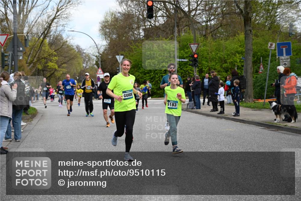 12.04.2026 - 45. Internationalen Wilhelmsburger Insellauf J. Mangold http://msf.ph/oto/9510115 12.04.2026 12:59:36 Ziel 2069, 4761, 5179, 3192, 5635, 4917, 4171, 4170, 5011, 4781, 4872, 4581, 5338, 5339, 2006, 4096, 5081, 4623, 4620, 3999, 5183, 5863, 5863, 5550, 5074, 5467, 3972, 2984, 2063, 2735, 5657, 4782, 2117, 2683, 4983, 3403, 4530, 5107, 5120, 2291, 5104, 5670, 5145, 5669, 3212, 3167, 3318, 3314, 3165, 4698 meine-sportfotos.de