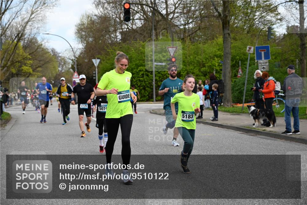 12.04.2026 - 45. Internationalen Wilhelmsburger Insellauf J. Mangold http://msf.ph/oto/9510122 12.04.2026 12:59:36 Ziel 2069, 4761, 5179, 3192, 5635, 4917, 4171, 4170, 5011, 4781, 4872, 4581, 5338, 5339, 2006, 4096, 5081, 4623, 4620, 3999, 5183, 5863, 5863, 5550, 5074, 5467, 3972, 2984, 2063, 2735, 5657, 4782, 2117, 2683, 4983, 3403, 4530, 5107, 5120, 2291, 5104, 5670, 5145, 5669, 3212, 3167, 3318, 3314, 3165, 4698 meine-sportfotos.de