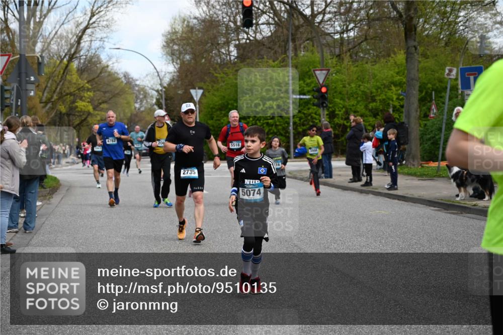 12.04.2026 - 45. Internationalen Wilhelmsburger Insellauf J. Mangold http://msf.ph/oto/9510135 12.04.2026 12:59:38 Ziel 5179, 3192, 5635, 4917, 4171, 4170, 5011, 4781, 4872, 4581, 5338, 5339, 2006, 4096, 5081, 4623, 4620, 3999, 5183, 5863, 5550, 5074, 5074, 5467, 3972, 2984, 2063, 2735, 5657, 4782, 2117, 2683, 2683, 4983, 3403, 4530, 5107, 5120, 2291, 5104, 5670, 5145, 5669, 3212, 3167, 3318, 3314, 3165, 4698, 4962, 5798 meine-sportfotos.de