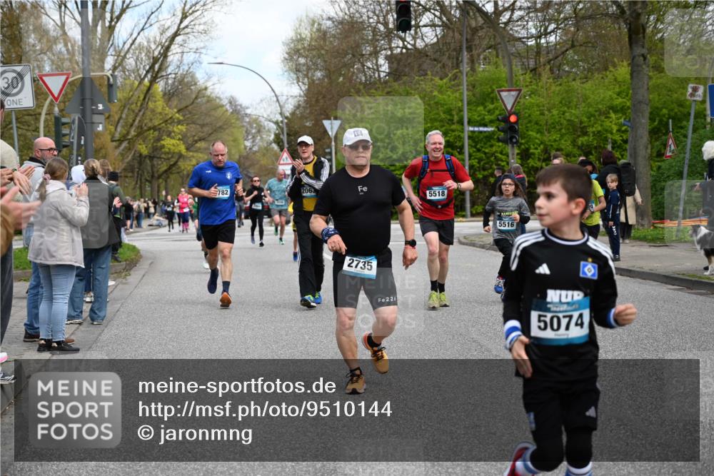 12.04.2026 - 45. Internationalen Wilhelmsburger Insellauf J. Mangold http://msf.ph/oto/9510144 12.04.2026 12:59:39 Ziel 5635, 4917, 4171, 4170, 5011, 4781, 4872, 4581, 5338, 5339, 2006, 4096, 5081, 4623, 4620, 3999, 5183, 5863, 5550, 5074, 5467, 5467, 3972, 2984, 2063, 2735, 5657, 4782, 2117, 2683, 4983, 3403, 4983, 3403, 4530, 5107, 5120, 2291, 5104, 5670, 5145, 5669, 3212, 3167, 3318, 3314, 3165, 4698, 4962, 5798 meine-sportfotos.de