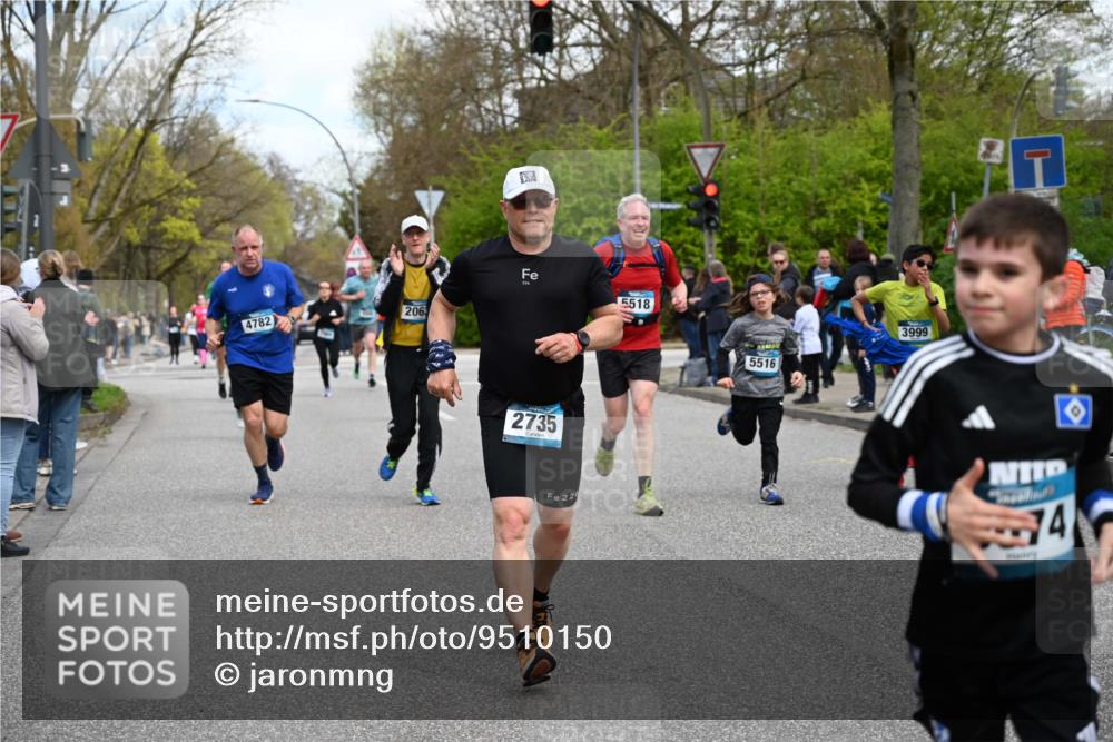 12.04.2026 - 45. Internationalen Wilhelmsburger Insellauf J. Mangold http://msf.ph/oto/9510150 12.04.2026 12:59:39 Ziel 5635, 4917, 4171, 4170, 5011, 4781, 4872, 4581, 5338, 5339, 2006, 4096, 5081, 4623, 4620, 3999, 5183, 5863, 5550, 5074, 5467, 5467, 3972, 2984, 2063, 2735, 5657, 4782, 2117, 2683, 4983, 3403, 4983, 3403, 4530, 5107, 5120, 2291, 5104, 5670, 5145, 5669, 3212, 3167, 3318, 3314, 3165, 4698, 4962, 5798 meine-sportfotos.de