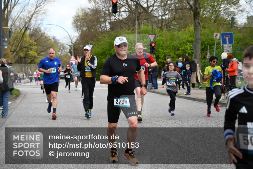 12.04.2026 - 45. Internationalen Wilhelmsburger Insellauf J. Mangold http://msf.ph/oto/9510153 12.04.2026 12:59:40 Ziel 4171, 4170, 5011, 4781, 4872, 4581, 5338, 5339, 2006, 4096, 5081, 4623, 4620, 3999, 5183, 5863, 5550, 5074, 5467, 3972, 2984, 2063, 2735, 5657, 4782, 2117, 2683, 4983, 3403, 4530, 5107, 5120, 4530, 5107, 5120, 2291, 5104, 5670, 5145, 5669, 3212, 3167, 3318, 3314, 3165, 4698, 4962, 5798 meine-sportfotos.de