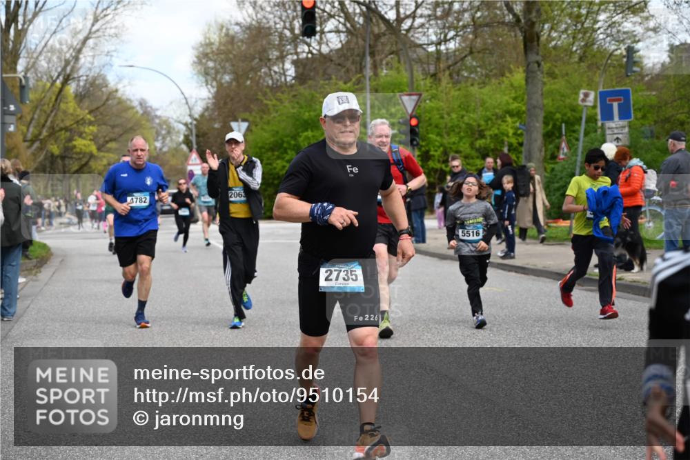 12.04.2026 - 45. Internationalen Wilhelmsburger Insellauf J. Mangold http://msf.ph/oto/9510154 12.04.2026 12:59:40 Ziel 4171, 4170, 5011, 4781, 4872, 4581, 5338, 5339, 2006, 4096, 5081, 4623, 4620, 3999, 5183, 5863, 5550, 5074, 5467, 3972, 2984, 2063, 2735, 5657, 4782, 2117, 2683, 4983, 3403, 4530, 5107, 5120, 4530, 5107, 5120, 2291, 5104, 5670, 5145, 5669, 3212, 3167, 3318, 3314, 3165, 4698, 4962, 5798 meine-sportfotos.de