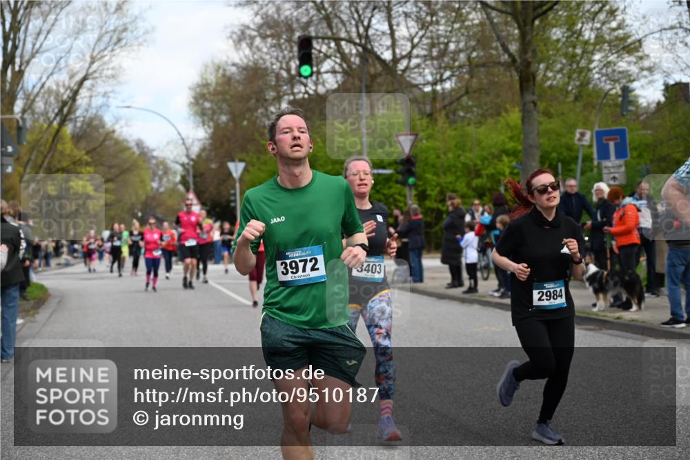12.04.2026 - 45. Internationalen Wilhelmsburger Insellauf J. Mangold http://msf.ph/oto/9510187 12.04.2026 12:59:46 Ziel 4872, 4581, 5338, 5339, 2006, 4096, 5081, 4623, 4620, 3999, 5183, 5863, 5550, 5074, 5467, 3972, 2984, 2063, 2735, 5657, 5657, 4782, 2117, 2683, 4983, 3403, 4530, 5107, 5120, 2291, 5104, 5670, 5145, 5669, 3212, 3167, 3318, 3314, 3165, 3165, 4698, 4962, 5798, 4074, 5828, 5610, 5083, 4410 meine-sportfotos.de