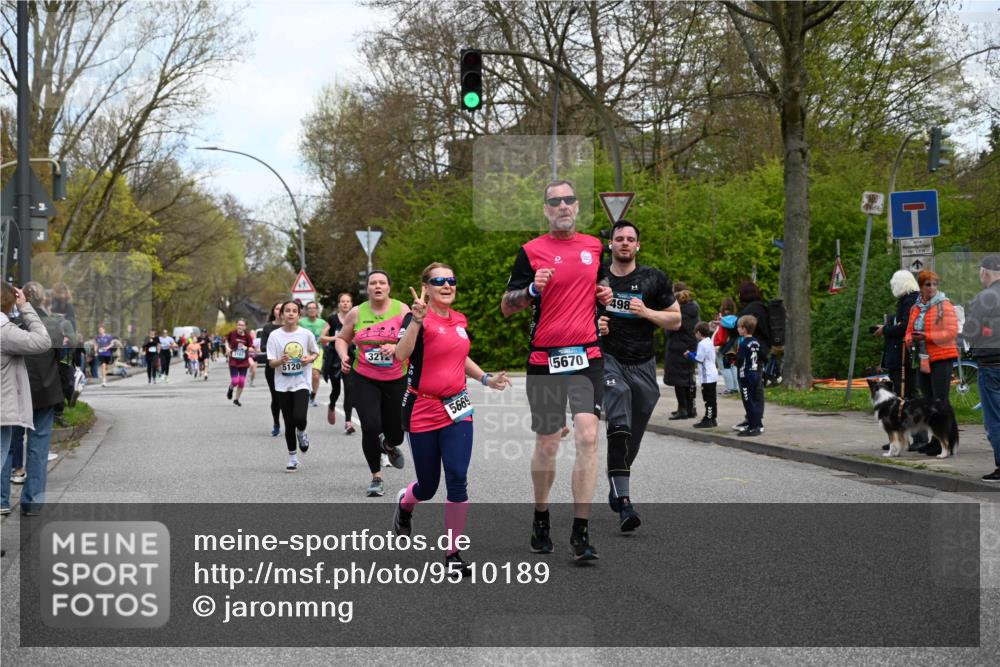 12.04.2026 - 45. Internationalen Wilhelmsburger Insellauf J. Mangold http://msf.ph/oto/9510189 12.04.2026 12:59:52 Ziel 4623, 4620, 3999, 5183, 5863, 5550, 5074, 5467, 3972, 2984, 2063, 2735, 5657, 4782, 2117, 2683, 4983, 3403, 4530, 5107, 5120, 4530, 5107, 5120, 2291, 5104, 5670, 5145, 5669, 3212, 3167, 3318, 3314, 3165, 4698, 4962, 5798, 4074, 5828, 5610, 5083, 4410, 3378 meine-sportfotos.de