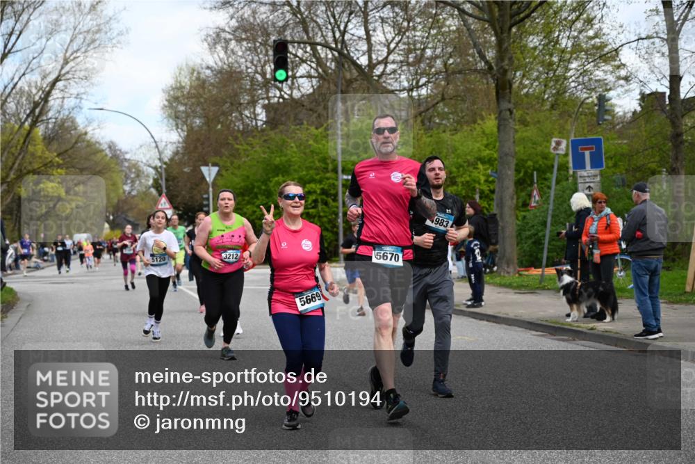 12.04.2026 - 45. Internationalen Wilhelmsburger Insellauf J. Mangold http://msf.ph/oto/9510194 12.04.2026 12:59:52 Ziel 4623, 4620, 3999, 5183, 5863, 5550, 5074, 5467, 3972, 2984, 2063, 2735, 5657, 4782, 2117, 2683, 4983, 3403, 4530, 5107, 5120, 4530, 5107, 5120, 2291, 5104, 5670, 5145, 5669, 3212, 3167, 3318, 3314, 3165, 4698, 4962, 5798, 4074, 5828, 5610, 5083, 4410, 3378 meine-sportfotos.de