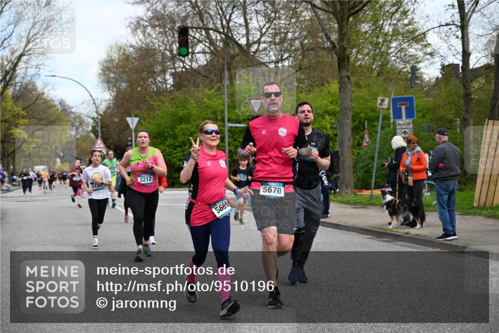 12.04.2026 - 45. Internationalen Wilhelmsburger Insellauf J. Mangold http://msf.ph/oto/9510196 12.04.2026 12:59:52 Ziel 4623, 4620, 3999, 5183, 5863, 5550, 5074, 5467, 3972, 2984, 2063, 2735, 5657, 4782, 2117, 2683, 4983, 3403, 4530, 5107, 5120, 4530, 5107, 5120, 2291, 5104, 5670, 5145, 5669, 3212, 3167, 3318, 3314, 3165, 4698, 4962, 5798, 4074, 5828, 5610, 5083, 4410, 3378 meine-sportfotos.de
