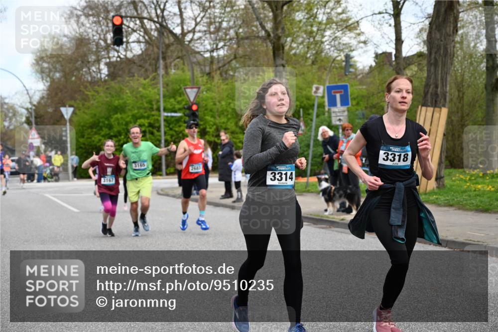 12.04.2026 - 45. Internationalen Wilhelmsburger Insellauf J. Mangold http://msf.ph/oto/9510235 12.04.2026 12:59:57 Ziel 3999, 5183, 5863, 5550, 5074, 5467, 3972, 2984, 2063, 2735, 5657, 4782, 2117, 2683, 4983, 3403, 4530, 5107, 5120, 2291, 5104, 5670, 5145, 5669, 3212, 3167, 3318, 3314, 3165, 4698, 4962, 5798, 4074, 5828, 5610, 5083, 4410, 3378 meine-sportfotos.de