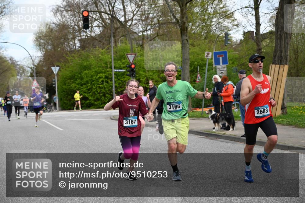 12.04.2026 - 45. Internationalen Wilhelmsburger Insellauf J. Mangold http://msf.ph/oto/9510253 12.04.2026 12:59:59 Ziel 5183, 5863, 5550, 5074, 5467, 3972, 2984, 2063, 2735, 5657, 4782, 2117, 2683, 4983, 3403, 4530, 5107, 5120, 2291, 5104, 5670, 5145, 5669, 3212, 3167, 3318, 3314, 3165, 4698, 4962, 5798, 4074, 5828, 5610, 5083, 4410, 3378, 5012 meine-sportfotos.de