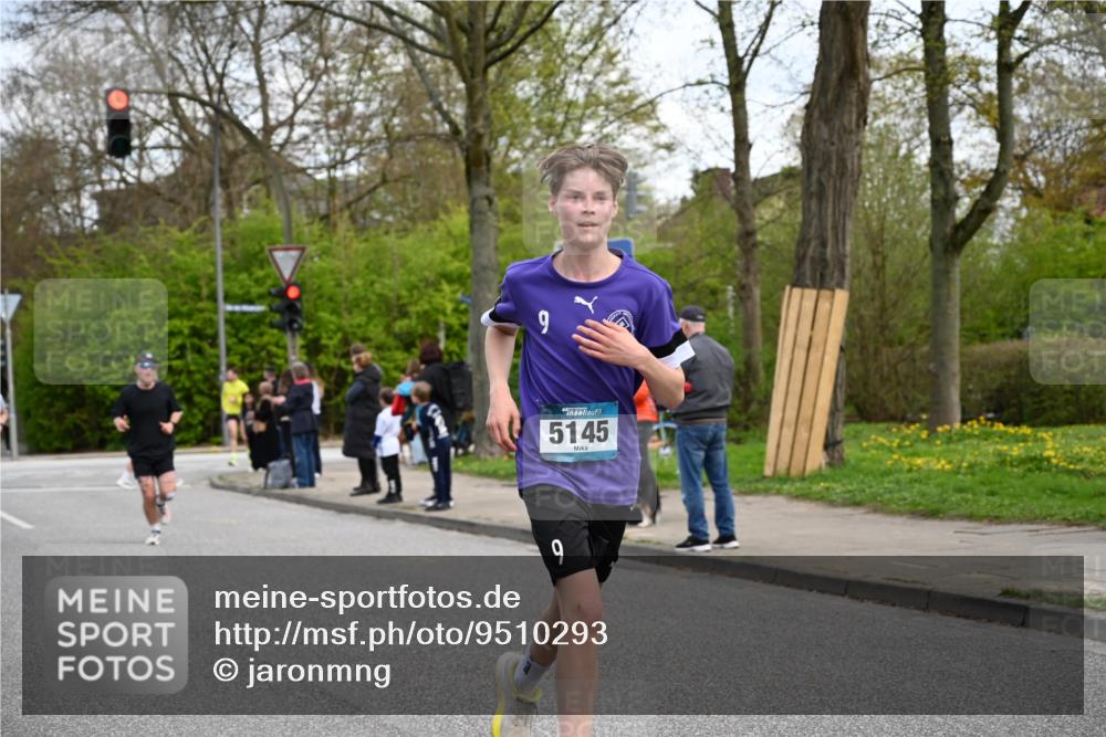 12.04.2026 - 45. Internationalen Wilhelmsburger Insellauf J. Mangold http://msf.ph/oto/9510293 12.04.2026 13:00:04 Ziel 5467, 3972, 2984, 2063, 2735, 5657, 4782, 2117, 2683, 4983, 3403, 4530, 5107, 5120, 2291, 5104, 5670, 5145, 5669, 3212, 3167, 3318, 3314, 3165, 4698, 4962, 5798, 4074, 5828, 5610, 5083, 4410, 3378, 3378, 5012, 2303, 4997, 4397, 5854 meine-sportfotos.de