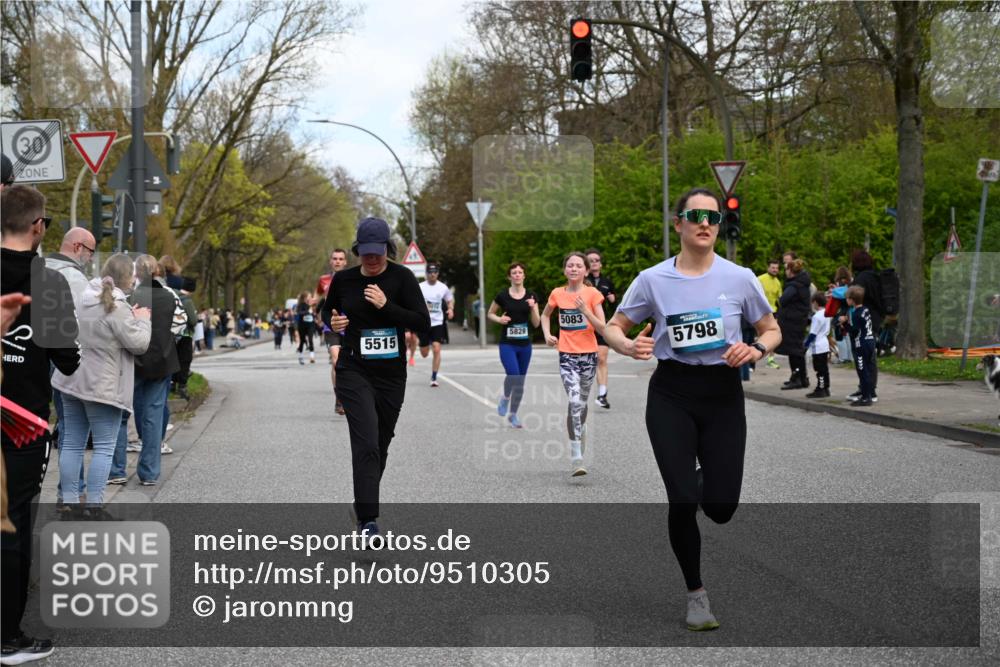 12.04.2026 - 45. Internationalen Wilhelmsburger Insellauf J. Mangold http://msf.ph/oto/9510305 12.04.2026 13:00:07 Ziel 2984, 2063, 2735, 5657, 4782, 2117, 2683, 4983, 3403, 4530, 5107, 5120, 2291, 5104, 5670, 5145, 5669, 3212, 3167, 3318, 3314, 3165, 4698, 4962, 5798, 4074, 5828, 5610, 5083, 5083, 4410, 3378, 5012, 2303, 4997, 4397, 5854, 5737 meine-sportfotos.de
