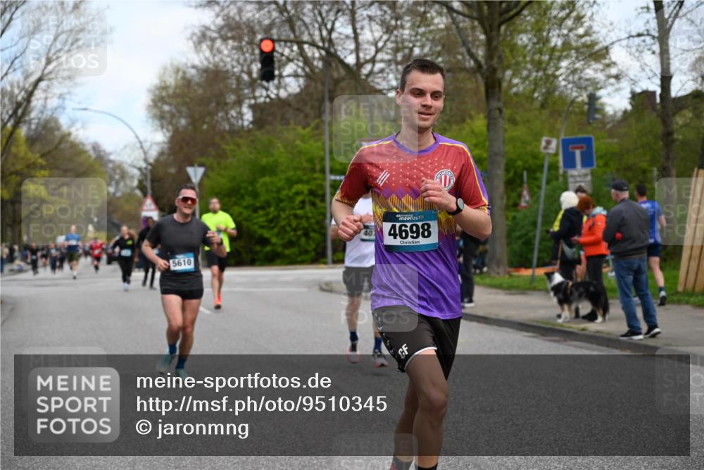 12.04.2026 - 45. Internationalen Wilhelmsburger Insellauf J. Mangold http://msf.ph/oto/9510345 12.04.2026 13:00:11 Ziel 5657, 4782, 2117, 2683, 4983, 3403, 4530, 5107, 5120, 2291, 5104, 5670, 5145, 5669, 3212, 3167, 3318, 3314, 3165, 4698, 4962, 5798, 4074, 5828, 5610, 5083, 4410, 3378, 5012, 5012, 2303, 4997, 4397, 5854, 5737, 5412, 4826, 3136, 4098 meine-sportfotos.de