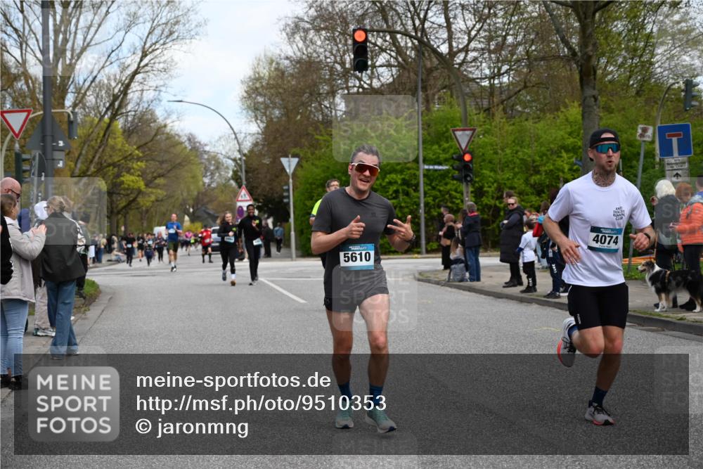 12.04.2026 - 45. Internationalen Wilhelmsburger Insellauf J. Mangold http://msf.ph/oto/9510353 12.04.2026 13:00:12 Ziel 4782, 2117, 2683, 4983, 3403, 4530, 5107, 5120, 2291, 5104, 5670, 5145, 5669, 3212, 3167, 3318, 3314, 3165, 4698, 4962, 5798, 4074, 5828, 5610, 5083, 4410, 3378, 5012, 2303, 4997, 4397, 5854, 5737, 5412, 4826, 3136, 4098, 4468, 2964 meine-sportfotos.de