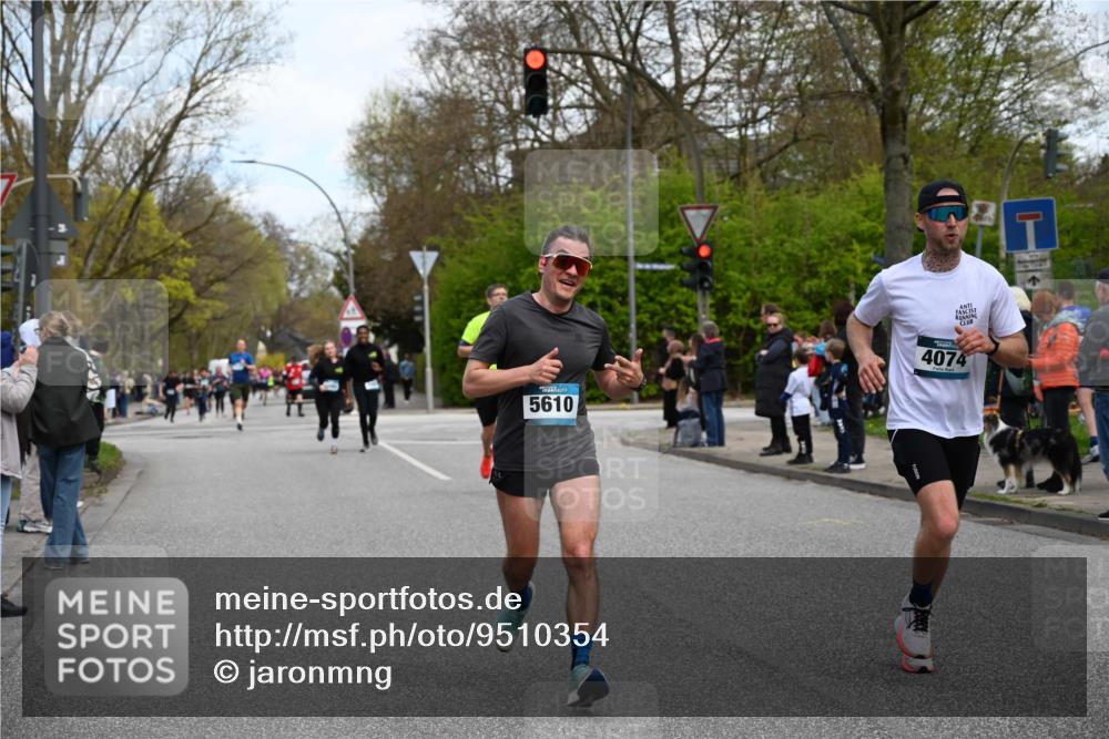 12.04.2026 - 45. Internationalen Wilhelmsburger Insellauf J. Mangold http://msf.ph/oto/9510354 12.04.2026 13:00:12 Ziel 4782, 2117, 2683, 4983, 3403, 4530, 5107, 5120, 2291, 5104, 5670, 5145, 5669, 3212, 3167, 3318, 3314, 3165, 4698, 4962, 5798, 4074, 5828, 5610, 5083, 4410, 3378, 5012, 2303, 4997, 4397, 5854, 5737, 5412, 4826, 3136, 4098, 4468, 2964 meine-sportfotos.de