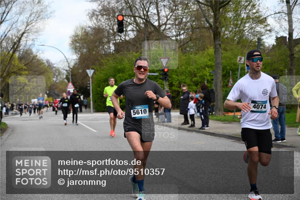 12.04.2026 - 45. Internationalen Wilhelmsburger Insellauf J. Mangold http://msf.ph/oto/9510357 12.04.2026 13:00:13 Ziel 2683, 4983, 3403, 4530, 5107, 5120, 2291, 5104, 5670, 5145, 5669, 3212, 3167, 3318, 3314, 3165, 4698, 4962, 5798, 4074, 5828, 5610, 5083, 4410, 3378, 5012, 2303, 4997, 4397, 2303, 4997, 4397, 5854, 5737, 5412, 4826, 3136, 4098, 4468, 2964, 5311 meine-sportfotos.de