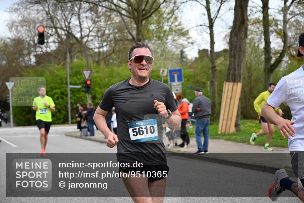 12.04.2026 - 45. Internationalen Wilhelmsburger Insellauf J. Mangold http://msf.ph/oto/9510365 12.04.2026 13:00:13 Ziel 2683, 4983, 3403, 4530, 5107, 5120, 2291, 5104, 5670, 5145, 5669, 3212, 3167, 3318, 3314, 3165, 4698, 4962, 5798, 4074, 5828, 5610, 5083, 4410, 3378, 5012, 2303, 4997, 4397, 2303, 4997, 4397, 5854, 5737, 5412, 4826, 3136, 4098, 4468, 2964, 5311 meine-sportfotos.de
