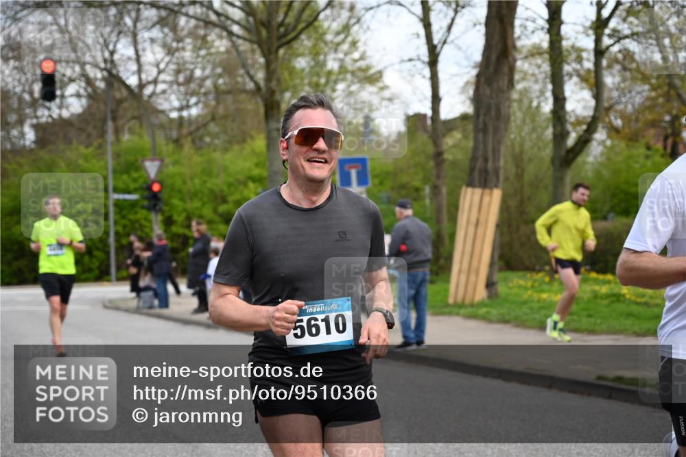 12.04.2026 - 45. Internationalen Wilhelmsburger Insellauf J. Mangold http://msf.ph/oto/9510366 12.04.2026 13:00:13 Ziel 2683, 4983, 3403, 4530, 5107, 5120, 2291, 5104, 5670, 5145, 5669, 3212, 3167, 3318, 3314, 3165, 4698, 4962, 5798, 4074, 5828, 5610, 5083, 4410, 3378, 5012, 2303, 4997, 4397, 2303, 4997, 4397, 5854, 5737, 5412, 4826, 3136, 4098, 4468, 2964, 5311 meine-sportfotos.de