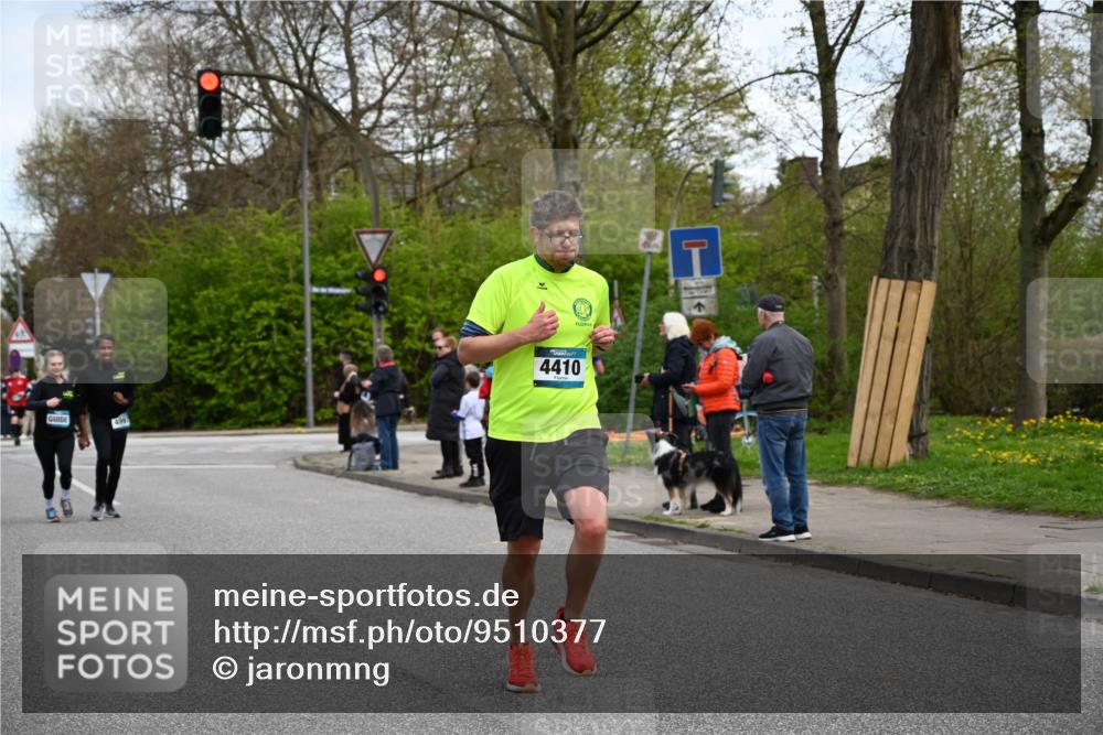 12.04.2026 - 45. Internationalen Wilhelmsburger Insellauf J. Mangold http://msf.ph/oto/9510377 12.04.2026 13:00:16 Ziel 4983, 3403, 4530, 5107, 5120, 2291, 5104, 5670, 5145, 5669, 3212, 3167, 3318, 3314, 3165, 4698, 4962, 5798, 4074, 5828, 5610, 5083, 4410, 3378, 3378, 5012, 2303, 4997, 4397, 5854, 5737, 5412, 4826, 3136, 4098, 4468, 2964, 5311, 4707 meine-sportfotos.de