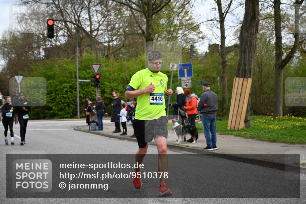 12.04.2026 - 45. Internationalen Wilhelmsburger Insellauf J. Mangold http://msf.ph/oto/9510378 12.04.2026 13:00:16 Ziel 4983, 3403, 4530, 5107, 5120, 2291, 5104, 5670, 5145, 5669, 3212, 3167, 3318, 3314, 3165, 4698, 4962, 5798, 4074, 5828, 5610, 5083, 4410, 3378, 3378, 5012, 2303, 4997, 4397, 5854, 5737, 5412, 4826, 3136, 4098, 4468, 2964, 5311, 4707 meine-sportfotos.de