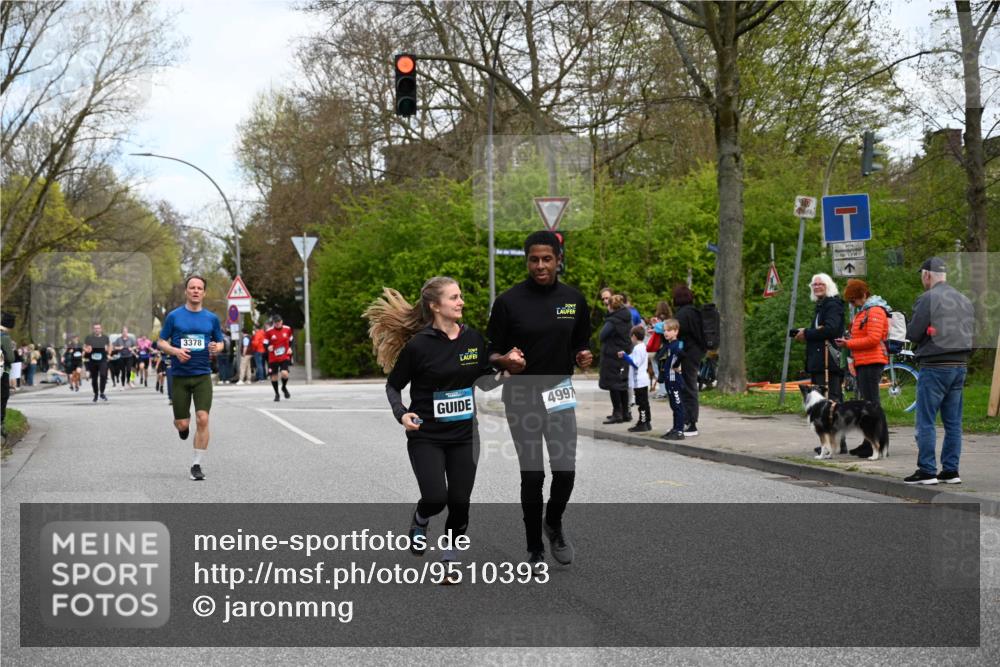 12.04.2026 - 45. Internationalen Wilhelmsburger Insellauf J. Mangold http://msf.ph/oto/9510393 12.04.2026 13:00:19 Ziel 3212, 3167, 3318, 3314, 3165, 4698, 4962, 5798, 4074, 5828, 5610, 5083, 4410, 3378, 5012, 2303, 4997, 4397, 5854, 5737, 5412, 4826, 3136, 4098, 4468, 2964, 5311, 4707, 4696, 5777, 3166, 4702 meine-sportfotos.de