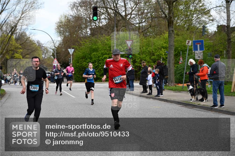 12.04.2026 - 45. Internationalen Wilhelmsburger Insellauf J. Mangold http://msf.ph/oto/9510433 12.04.2026 13:00:29 Ziel 4074, 5828, 5610, 5083, 4410, 3378, 5012, 2303, 4997, 4397, 5854, 5737, 5737, 5412, 4826, 3136, 4098, 4468, 2964, 5311, 4707, 4696, 4696, 5777, 3166, 4702, 4407, 4827, 4622, 5799, 4537, 4538 meine-sportfotos.de