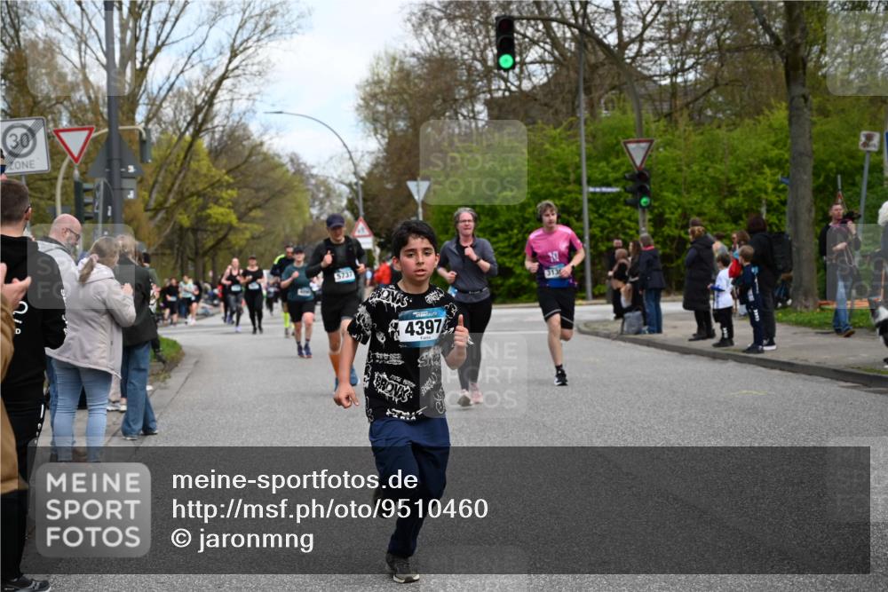 12.04.2026 - 45. Internationalen Wilhelmsburger Insellauf J. Mangold http://msf.ph/oto/9510460 12.04.2026 13:00:32 Ziel 5083, 4410, 3378, 5012, 2303, 4997, 4397, 5854, 5737, 5412, 4826, 5412, 4826, 3136, 4098, 4468, 2964, 5311, 4707, 4696, 5777, 3166, 4702, 4407, 4407, 4827, 4622, 5799, 4537, 4538, 4830, 4354, 4772, 4355, 5106, 4332, 5765 meine-sportfotos.de
