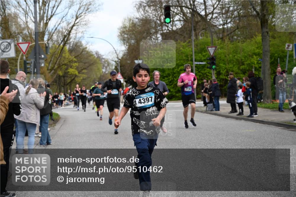 12.04.2026 - 45. Internationalen Wilhelmsburger Insellauf J. Mangold http://msf.ph/oto/9510462 12.04.2026 13:00:32 Ziel 5083, 4410, 3378, 5012, 2303, 4997, 4397, 5854, 5737, 5412, 4826, 5412, 4826, 3136, 4098, 4468, 2964, 5311, 4707, 4696, 5777, 3166, 4702, 4407, 4407, 4827, 4622, 5799, 4537, 4538, 4830, 4354, 4772, 4355, 5106, 4332, 5765 meine-sportfotos.de