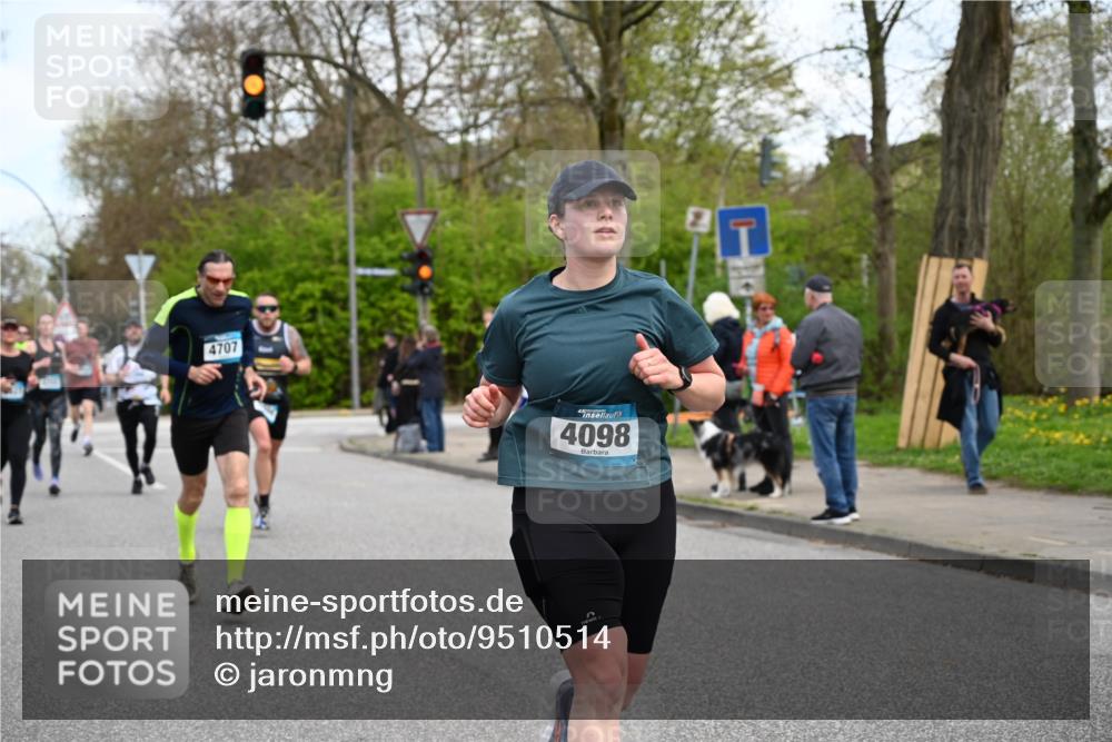 12.04.2026 - 45. Internationalen Wilhelmsburger Insellauf J. Mangold http://msf.ph/oto/9510514 12.04.2026 13:00:39 Ziel 3378, 5012, 2303, 4997, 4397, 5854, 5737, 5412, 4826, 3136, 4098, 4468, 2964, 5311, 4707, 4696, 5777, 3166, 4702, 4407, 4827, 4622, 5799, 4537, 4538, 4830, 4354, 4772, 4355, 5106, 4332, 5765, 4944, 4546, 5485, 4625, 4637, 3436, 3437, 2578, 4937, 5135 meine-sportfotos.de