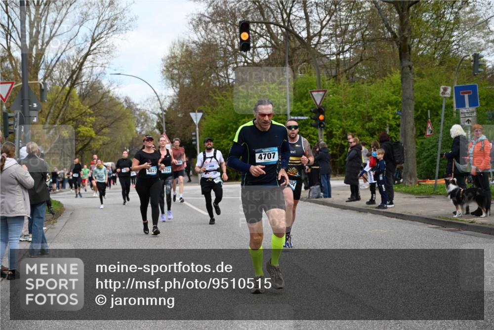 12.04.2026 - 45. Internationalen Wilhelmsburger Insellauf J. Mangold http://msf.ph/oto/9510515 12.04.2026 13:00:40 Ziel 3378, 5012, 2303, 4997, 4397, 5854, 5737, 5412, 4826, 3136, 4098, 4468, 2964, 5311, 4707, 4696, 5777, 3166, 4702, 4407, 4827, 4622, 5799, 4537, 4538, 5799, 4537, 4538, 4830, 4354, 4772, 4355, 5106, 4332, 5765, 4944, 4546, 5485, 4625, 4637, 3436, 3437, 2578, 4937, 5135, 5186, 4765 meine-sportfotos.de