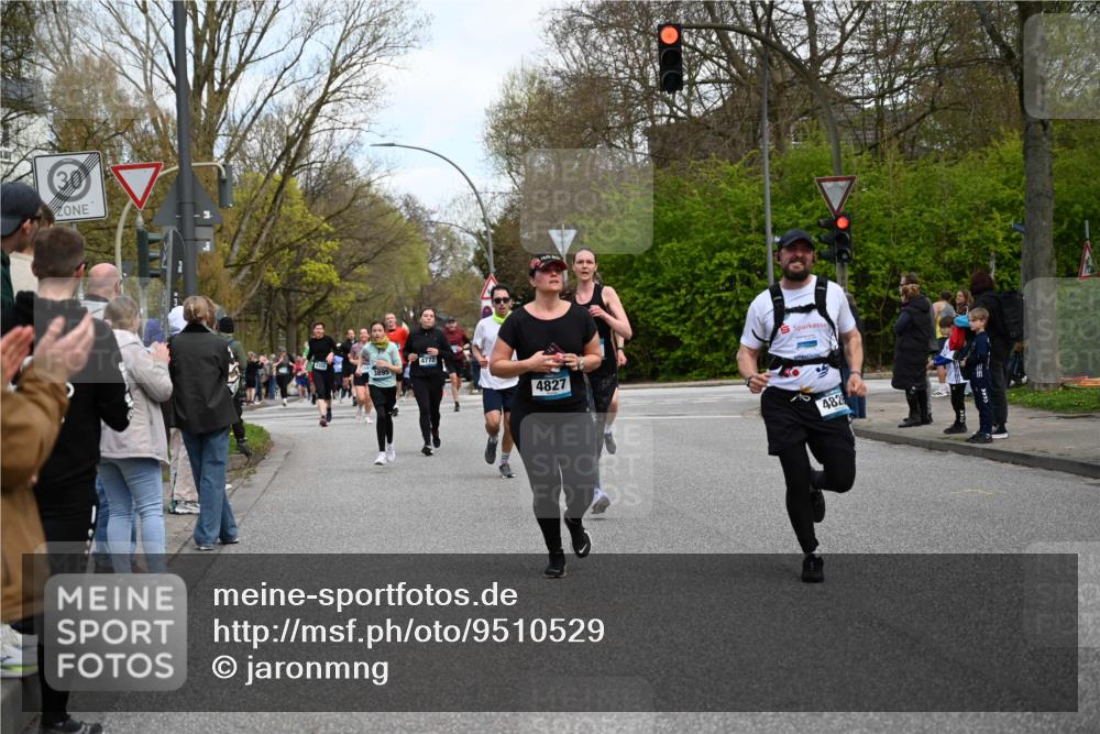 12.04.2026 - 45. Internationalen Wilhelmsburger Insellauf J. Mangold http://msf.ph/oto/9510529 12.04.2026 13:00:41 Ziel 3378, 5012, 2303, 4997, 4397, 5854, 5737, 5412, 4826, 3136, 4098, 4468, 2964, 5311, 4707, 4696, 4696, 5777, 3166, 4702, 4407, 4827, 4622, 5799, 4537, 4538, 4830, 4354, 4772, 4355, 5106, 4332, 5765, 4944, 4546, 5485, 4625, 4637, 3436, 3437, 2578, 4937, 5135, 5186, 4765 meine-sportfotos.de