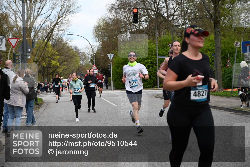 12.04.2026 - 45. Internationalen Wilhelmsburger Insellauf J. Mangold http://msf.ph/oto/9510544 12.04.2026 13:00:44 Ziel 5012, 2303, 4997, 4397, 5854, 5737, 5412, 4826, 3136, 4098, 4468, 2964, 5311, 4707, 4696, 5777, 3166, 4702, 4407, 4407, 4827, 4622, 5799, 4537, 4538, 4830, 4354, 4772, 4355, 5106, 4332, 5765, 5765, 4944, 4546, 5485, 4625, 4637, 3436, 3437, 2578, 4937, 5135, 5186, 4765, 5167, 4869, 5636, 3954, 5182 meine-sportfotos.de