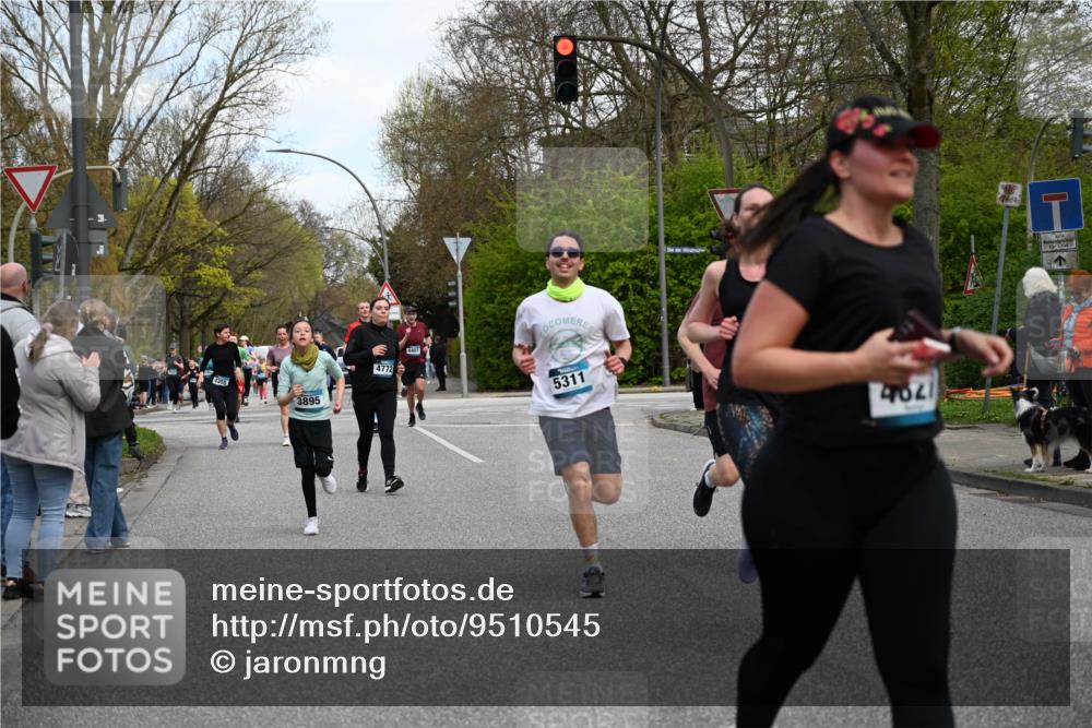 12.04.2026 - 45. Internationalen Wilhelmsburger Insellauf J. Mangold http://msf.ph/oto/9510545 12.04.2026 13:00:44 Ziel 5012, 2303, 4997, 4397, 5854, 5737, 5412, 4826, 3136, 4098, 4468, 2964, 5311, 4707, 4696, 5777, 3166, 4702, 4407, 4407, 4827, 4622, 5799, 4537, 4538, 4830, 4354, 4772, 4355, 5106, 4332, 5765, 5765, 4944, 4546, 5485, 4625, 4637, 3436, 3437, 2578, 4937, 5135, 5186, 4765, 5167, 4869, 5636, 3954, 5182 meine-sportfotos.de