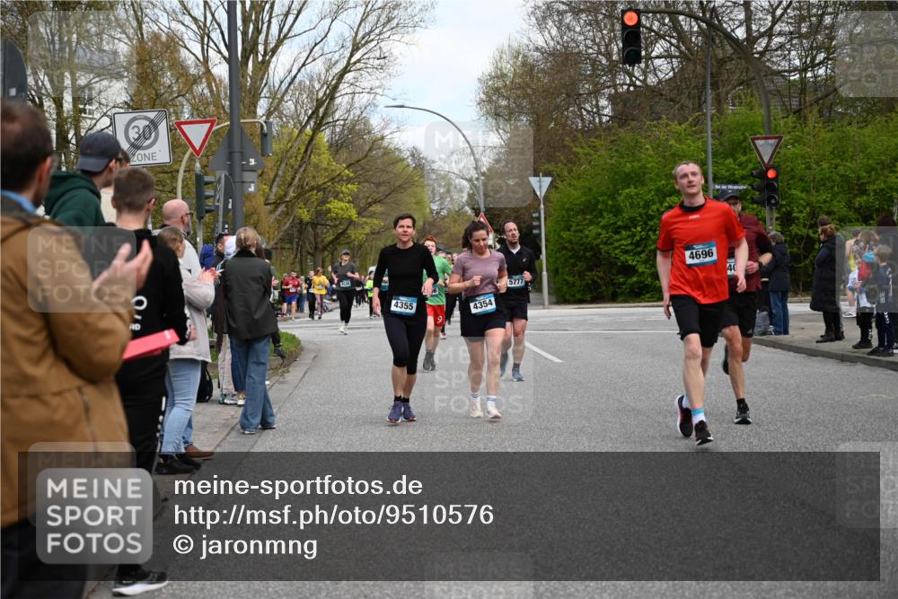 12.04.2026 - 45. Internationalen Wilhelmsburger Insellauf J. Mangold http://msf.ph/oto/9510576 12.04.2026 13:00:49 Ziel 2303, 4997, 4397, 5854, 5737, 5412, 4826, 3136, 4098, 4468, 2964, 5311, 4707, 4696, 5777, 3166, 4702, 4407, 4827, 4622, 4622, 5799, 4537, 4538, 4830, 4354, 4772, 4355, 5106, 4332, 5765, 4944, 4546, 5485, 4625, 4637, 3436, 3437, 2578, 4937, 3437, 2578, 4937, 5135, 5186, 4765, 5167, 4869, 5636, 3954, 5182, 4778, 5692, 4644, 4925, 5351, 5140, 4965 meine-sportfotos.de