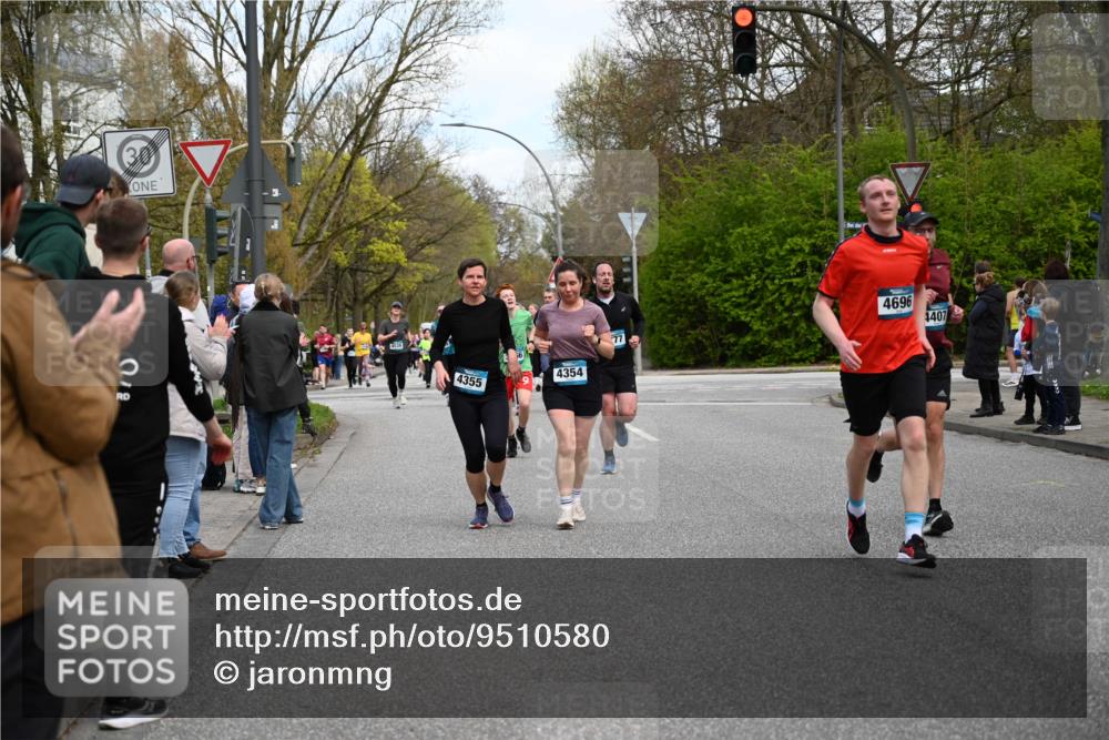 12.04.2026 - 45. Internationalen Wilhelmsburger Insellauf J. Mangold http://msf.ph/oto/9510580 12.04.2026 13:00:49 Ziel 2303, 4997, 4397, 5854, 5737, 5412, 4826, 3136, 4098, 4468, 2964, 5311, 4707, 4696, 5777, 3166, 4702, 4407, 4827, 4622, 4622, 5799, 4537, 4538, 4830, 4354, 4772, 4355, 5106, 4332, 5765, 4944, 4546, 5485, 4625, 4637, 3436, 3437, 2578, 4937, 3437, 2578, 4937, 5135, 5186, 4765, 5167, 4869, 5636, 3954, 5182, 4778, 5692, 4644, 4925, 5351, 5140, 4965 meine-sportfotos.de