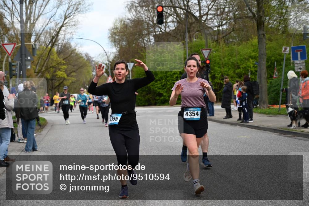 12.04.2026 - 45. Internationalen Wilhelmsburger Insellauf J. Mangold http://msf.ph/oto/9510594 12.04.2026 13:00:51 Ziel 5854, 5737, 5412, 4826, 3136, 4098, 4468, 2964, 5311, 4707, 4696, 5777, 3166, 4702, 4407, 4827, 4622, 5799, 4537, 4538, 4830, 4354, 4772, 4355, 5106, 4332, 5765, 4944, 4546, 5485, 4625, 4637, 3436, 3437, 2578, 4937, 5135, 5135, 5186, 4765, 5167, 4869, 5636, 3954, 5182, 4778, 5692, 4644, 4925, 5351, 5140, 4965, 3154, 4754 meine-sportfotos.de
