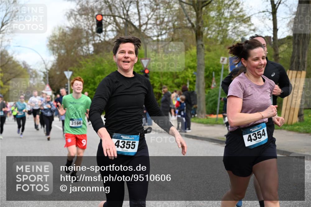 12.04.2026 - 45. Internationalen Wilhelmsburger Insellauf J. Mangold http://msf.ph/oto/9510606 12.04.2026 13:00:52 Ziel 5854, 5737, 5412, 4826, 3136, 4098, 4468, 2964, 5311, 4707, 4696, 5777, 3166, 4702, 4407, 4827, 4622, 5799, 4537, 4538, 5799, 4537, 4538, 4830, 4354, 4772, 4355, 5106, 4332, 5765, 4944, 4546, 5485, 4625, 4637, 3436, 3437, 2578, 4937, 5135, 5186, 4765, 5186, 4765, 5167, 4869, 5636, 3954, 5182, 4778, 5692, 4644, 4925, 5351, 5140, 4965, 3154, 4754, 4890, 4888, 4889, 5349, 3726 meine-sportfotos.de