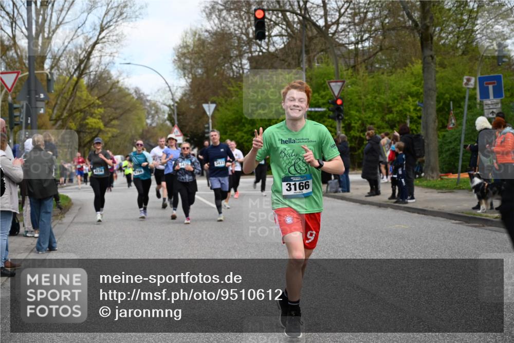 12.04.2026 - 45. Internationalen Wilhelmsburger Insellauf J. Mangold http://msf.ph/oto/9510612 12.04.2026 13:00:53 Ziel 5737, 5412, 4826, 3136, 4098, 4468, 2964, 5311, 4707, 4696, 5777, 3166, 4702, 4407, 4827, 4622, 5799, 4537, 4538, 4830, 4354, 4772, 4355, 5106, 4332, 5765, 4944, 4546, 5485, 4625, 4637, 3436, 3437, 2578, 4937, 5135, 5186, 4765, 5167, 4869, 5636, 3954, 5182, 4778, 5692, 4644, 4925, 5351, 5140, 4965, 3154, 4754, 4890, 4888, 4889, 5349, 3726 meine-sportfotos.de