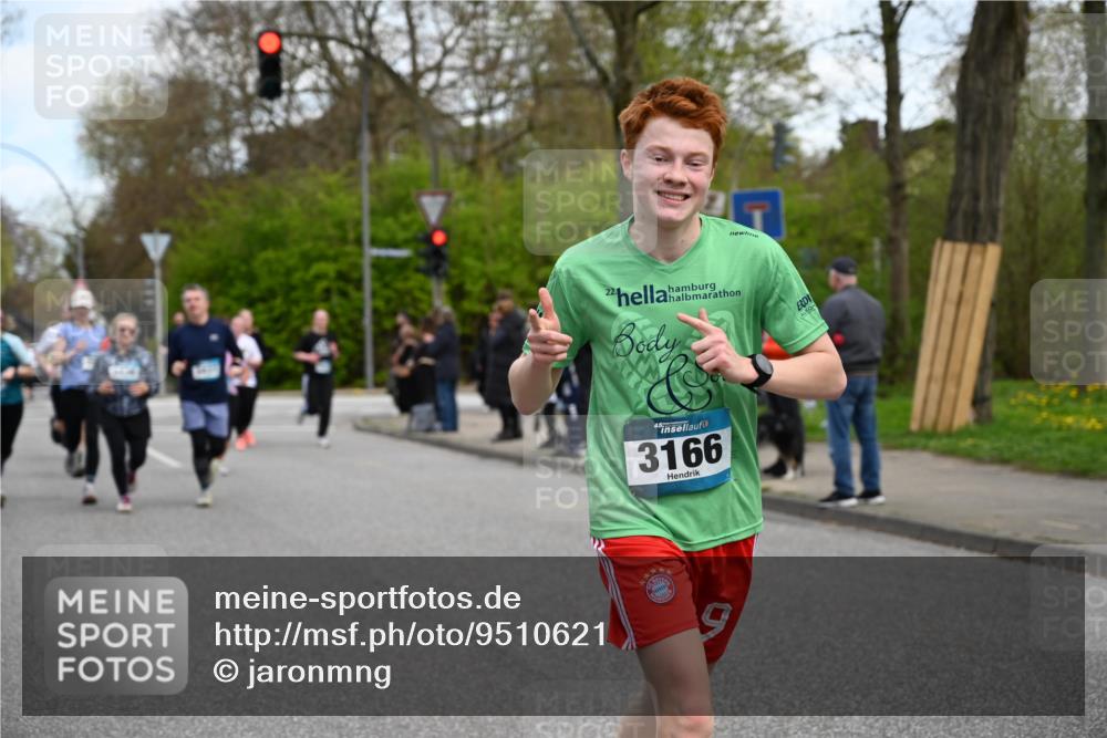 12.04.2026 - 45. Internationalen Wilhelmsburger Insellauf J. Mangold http://msf.ph/oto/9510621 12.04.2026 13:00:54 Ziel 5737, 5412, 4826, 3136, 4098, 4468, 2964, 5311, 4707, 4696, 5777, 3166, 4702, 4407, 4827, 4622, 5799, 4537, 4538, 4830, 4354, 4772, 4830, 4354, 4772, 4355, 5106, 4332, 5765, 4944, 4546, 5485, 4625, 4637, 3436, 3437, 2578, 4937, 5135, 5186, 4765, 5167, 5167, 4869, 5636, 3954, 5182, 4778, 5692, 4644, 4925, 5351, 5140, 4965, 3154, 4754, 4890, 4888, 4889, 5349, 3726, 5679 meine-sportfotos.de