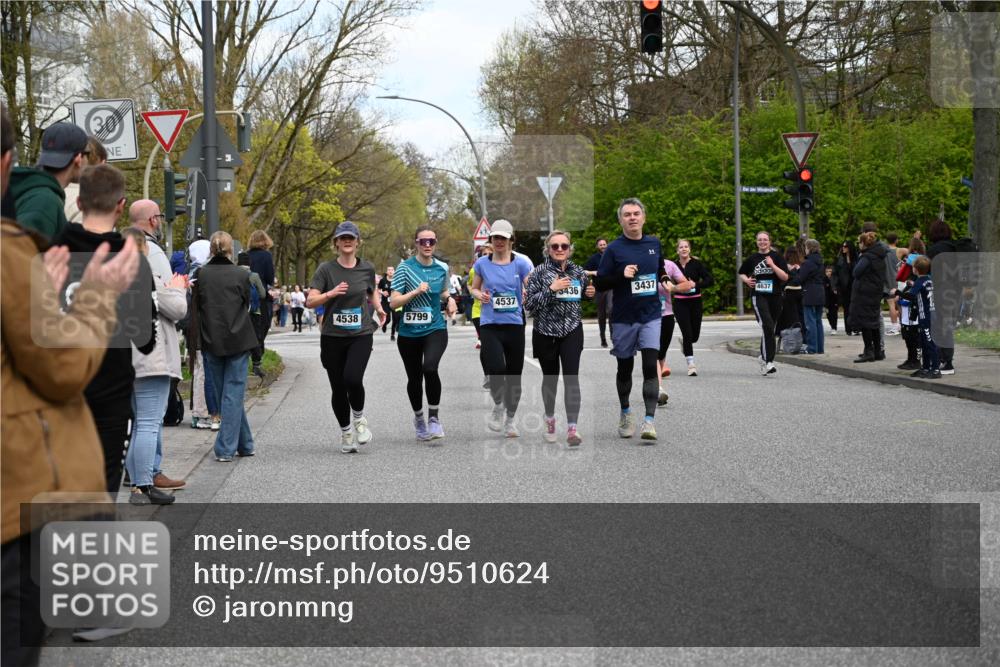 12.04.2026 - 45. Internationalen Wilhelmsburger Insellauf J. Mangold http://msf.ph/oto/9510624 12.04.2026 13:00:55 Ziel 5412, 4826, 3136, 4098, 4468, 2964, 5311, 4707, 4696, 5777, 3166, 4702, 4407, 4827, 4622, 5799, 4537, 4538, 4830, 4354, 4772, 4355, 5106, 4332, 4355, 5106, 4332, 5765, 4944, 4546, 5485, 4625, 4637, 3436, 3437, 2578, 4937, 5135, 5186, 4765, 5167, 4869, 4869, 5636, 3954, 5182, 4778, 5692, 4644, 4925, 5351, 5140, 4965, 3154, 4754, 4890, 4888, 4889, 5349, 3726, 5679, 5472 meine-sportfotos.de